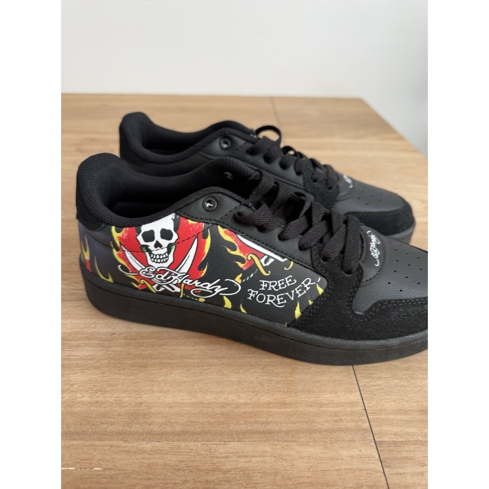 Ed Hardy Free Forever Skull Flame Black Low Top Sneakers Men's Size 7.5 New